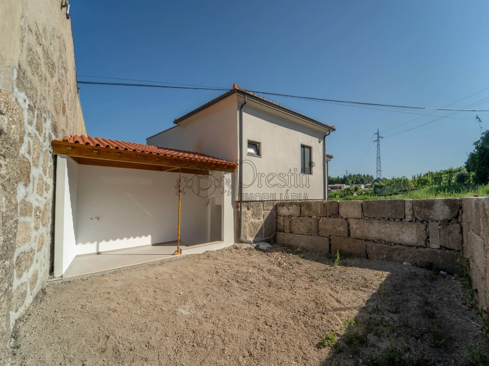 Apartamento T1 para Arrendamento em Moreira de Conegos Foto 10
