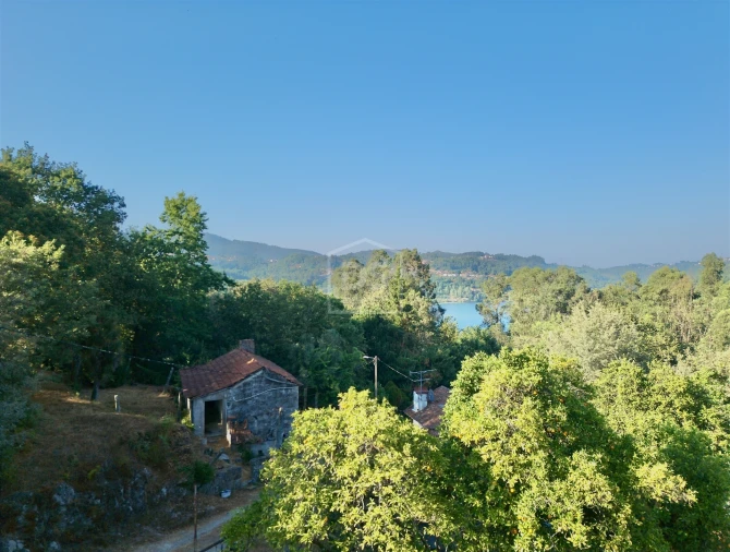 Moradia T2 para Venda em Boelhe Foto 24