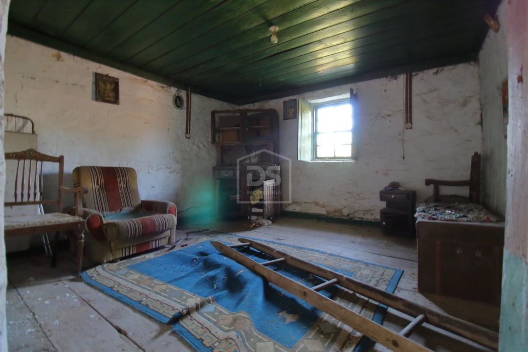 Moradia T2 para Venda em Boelhe Foto 3