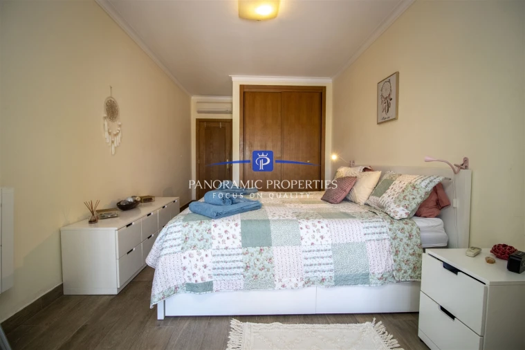 Apartamento T2 para Venda em Ferreiras Foto 14