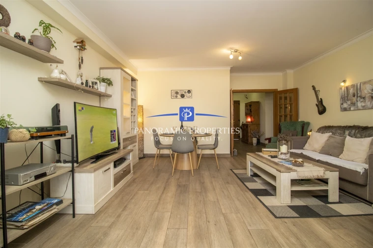 Apartamento T2 para Venda em Ferreiras Foto 5