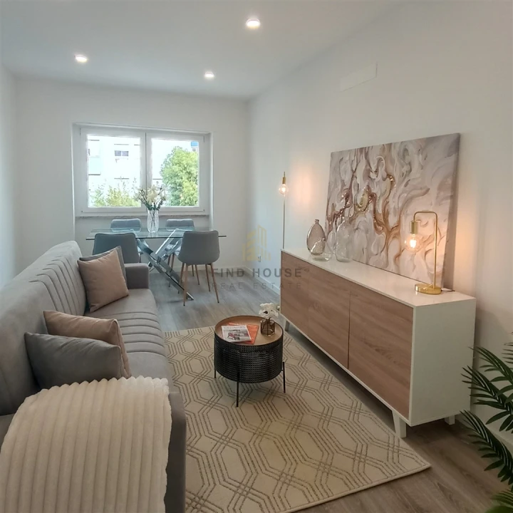 Apartamento T3 para Venda em Penha de França Foto 2