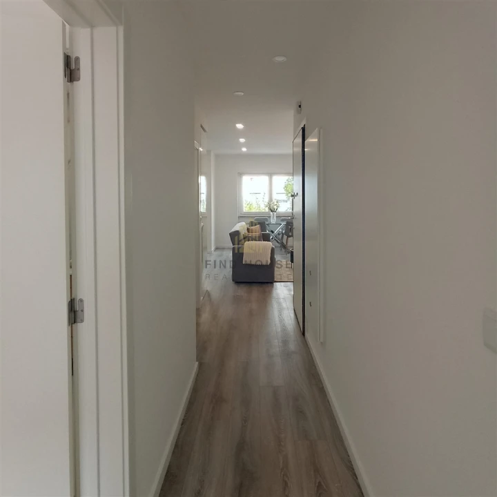 Apartamento T3 para Venda em Penha de França Foto 6