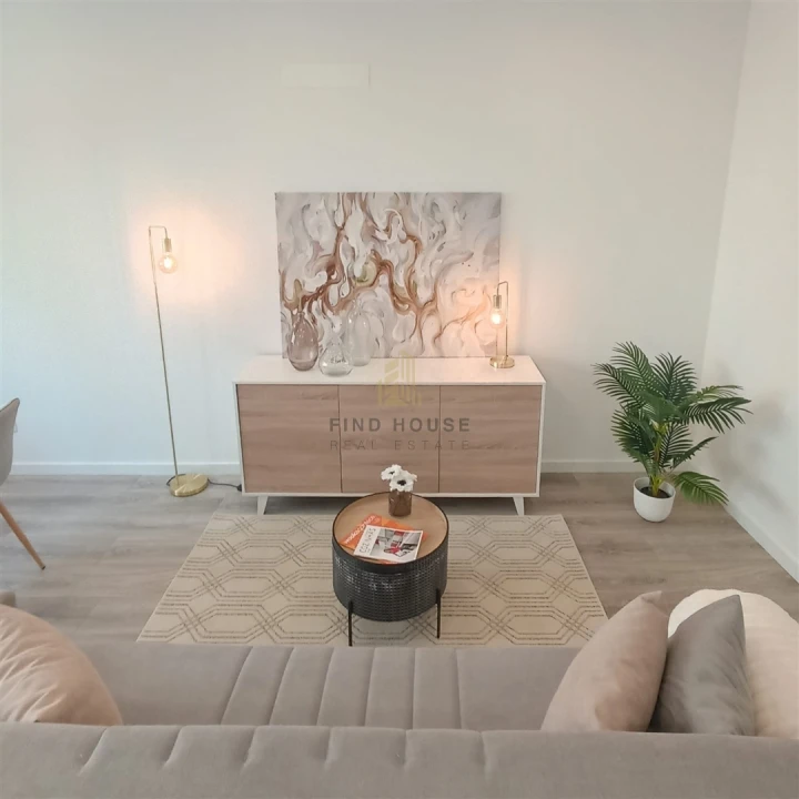 Apartamento T3 para Venda em Penha de França Foto 3