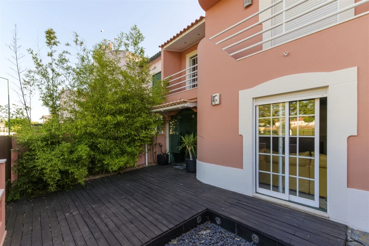 Moradia T3 para Venda em Atalaia e Alto Estanqueiro-Jardia Foto 8