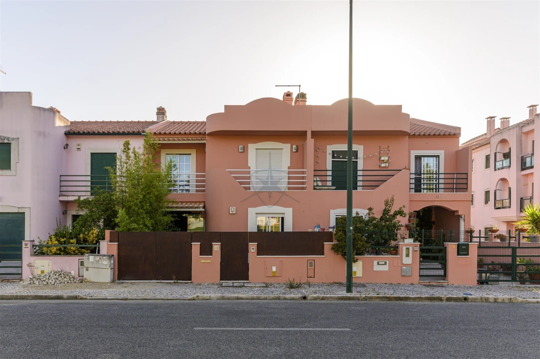 Moradia T3 para Venda em Atalaia e Alto Estanqueiro-Jardia Foto 3