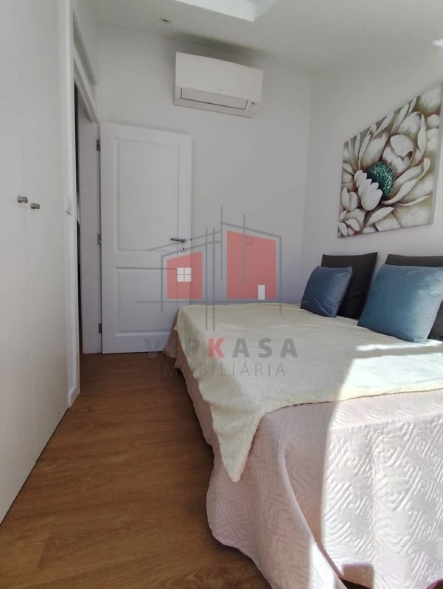 Apartamento T2 para Venda em São Vicente Foto 6