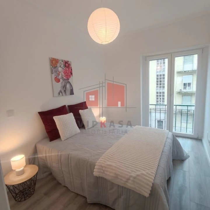 Apartamento T3 para Venda em Penha de França Foto 2
