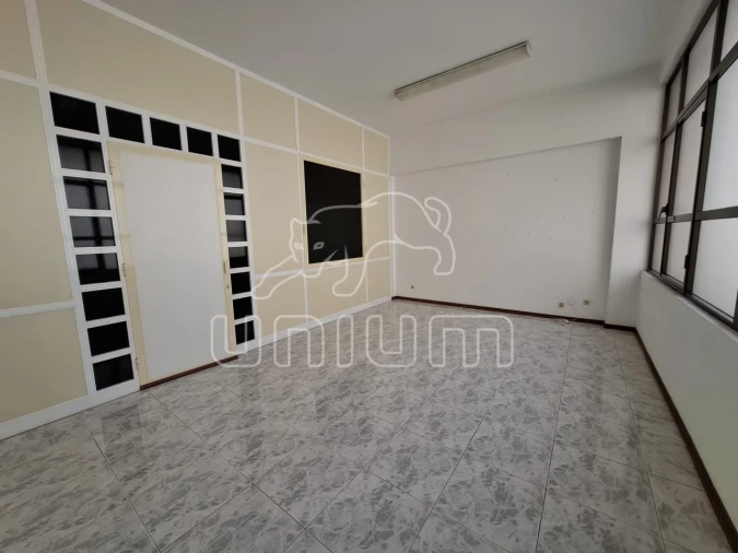 Escritório para Arrendamento em Santa Maria Maior e Monserrate e Meadela Foto 3