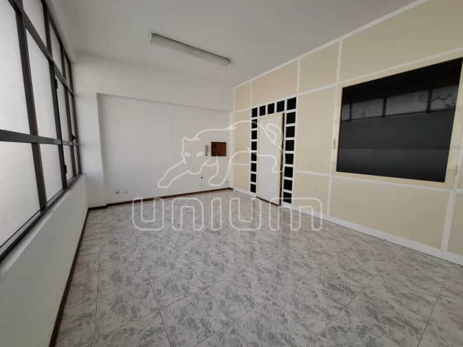 Escritório para Arrendamento em Santa Maria Maior e Monserrate e Meadela Foto 4