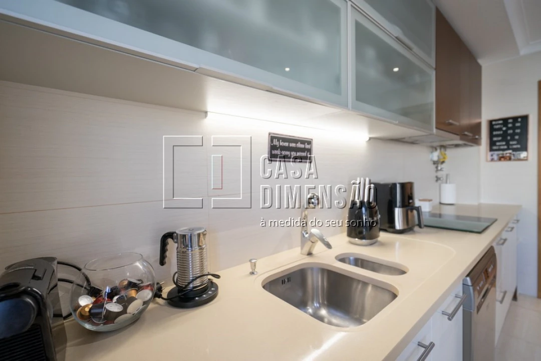 Apartamento T2 para Venda em Venteira Foto 23