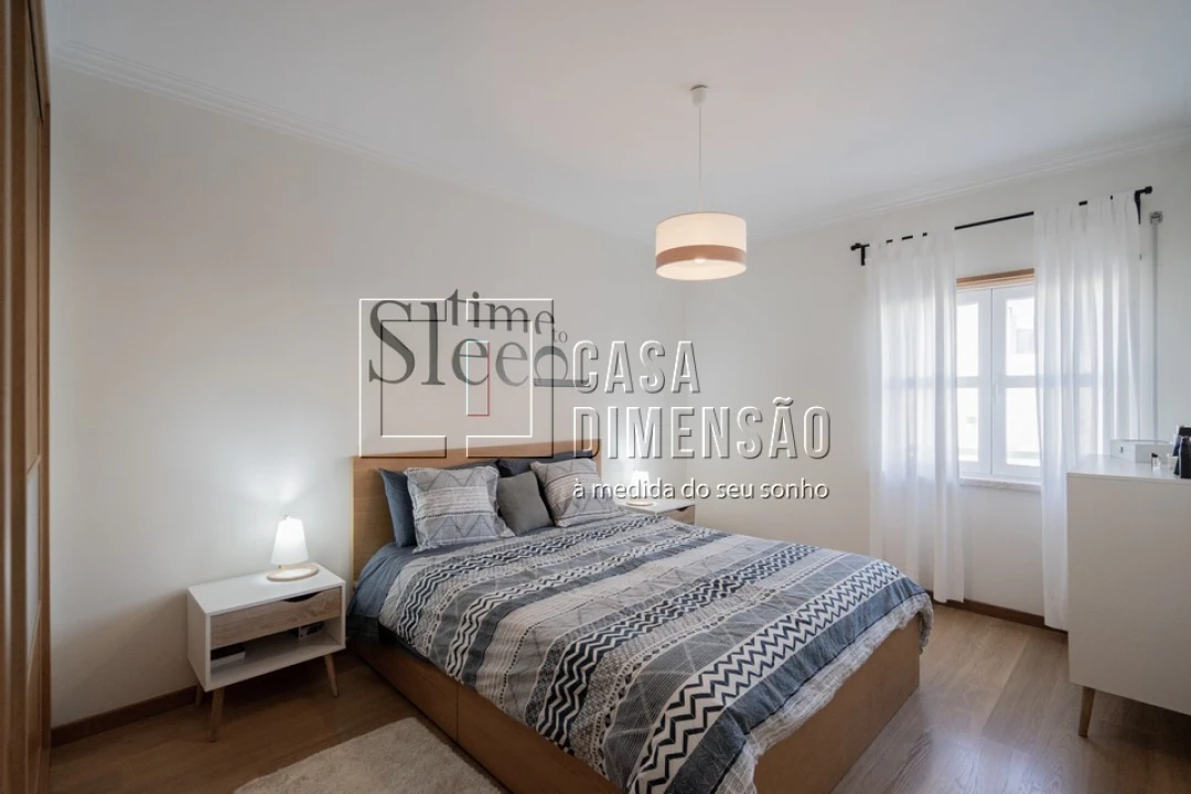 Apartamento T2 para Venda em Venteira Foto 40
