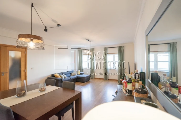 Apartamento T2 para Venda em Venteira Foto 9