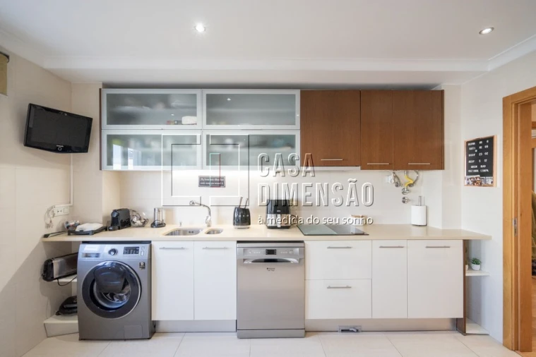 Apartamento T2 para Venda em Venteira Foto 28