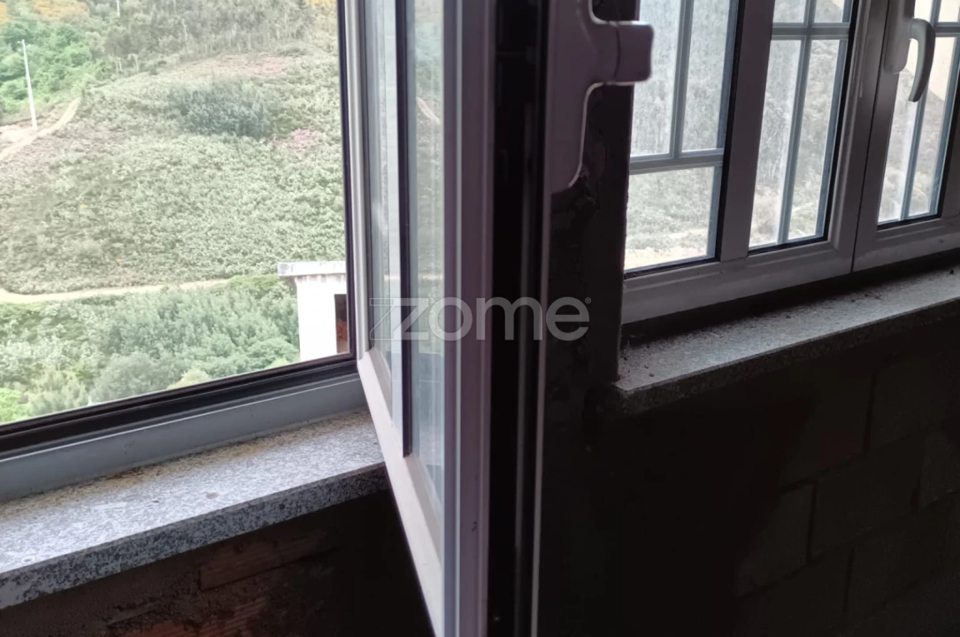 Moradia T7 para Venda em Arganil Foto 16