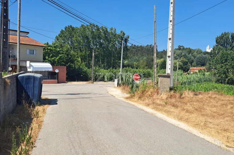 Terreno para Venda em Ferreira-A-Nova Foto 22