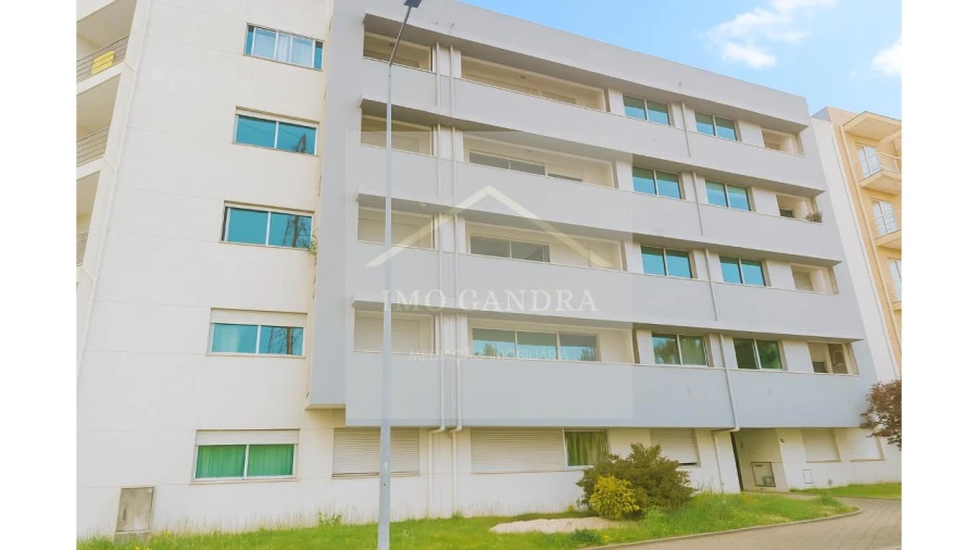 Apartamento T3 para Venda em Gandra Foto 2