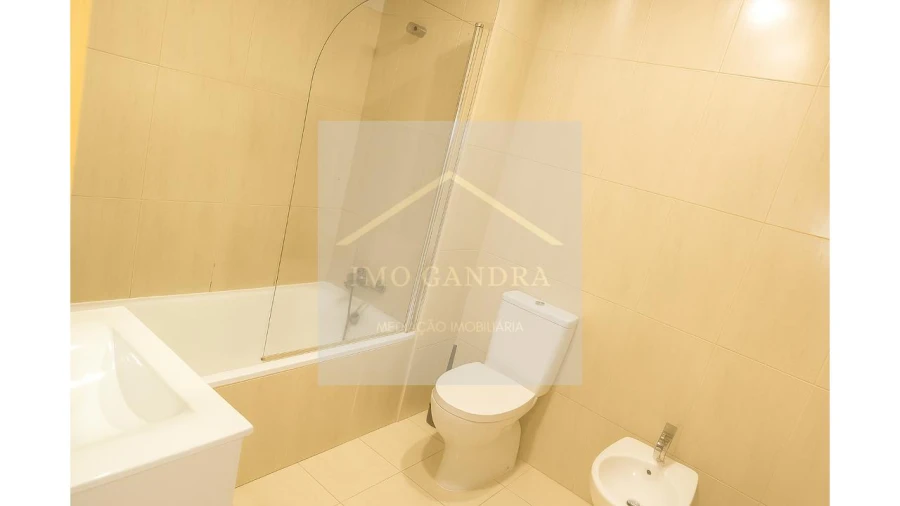 Apartamento T3 para Venda em Gandra Foto 16