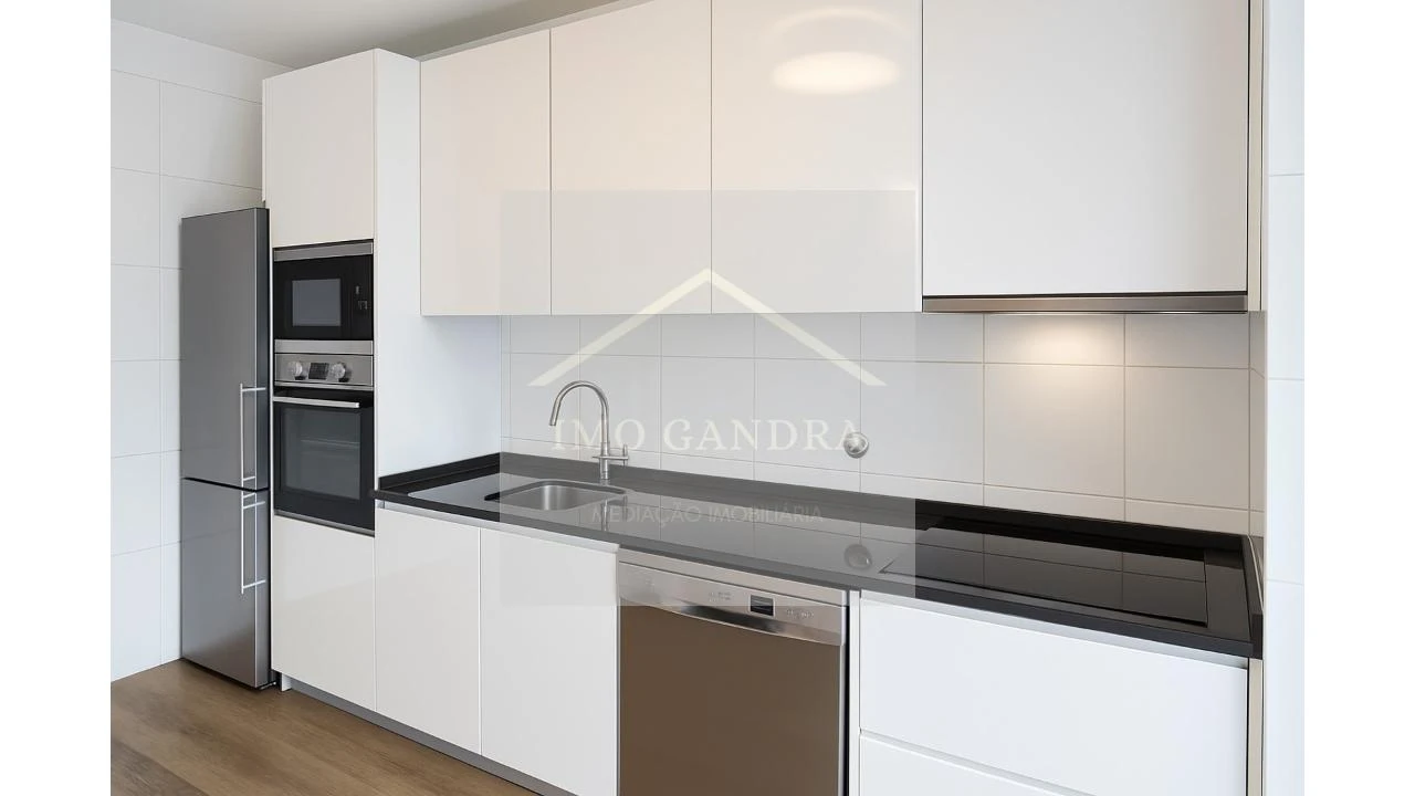 Apartamento T3 para Venda em Gandra Foto 4