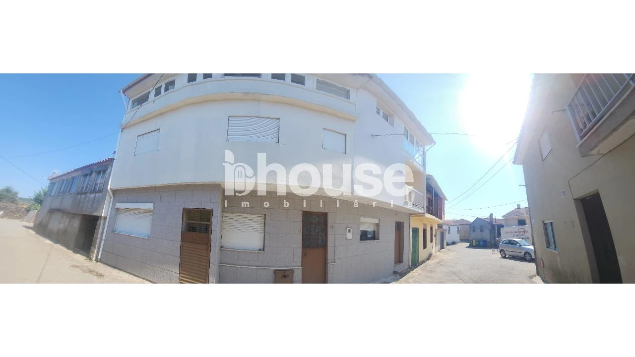 Moradia T2 para Venda em Carrazedo de Montenegro e Curros Foto 5