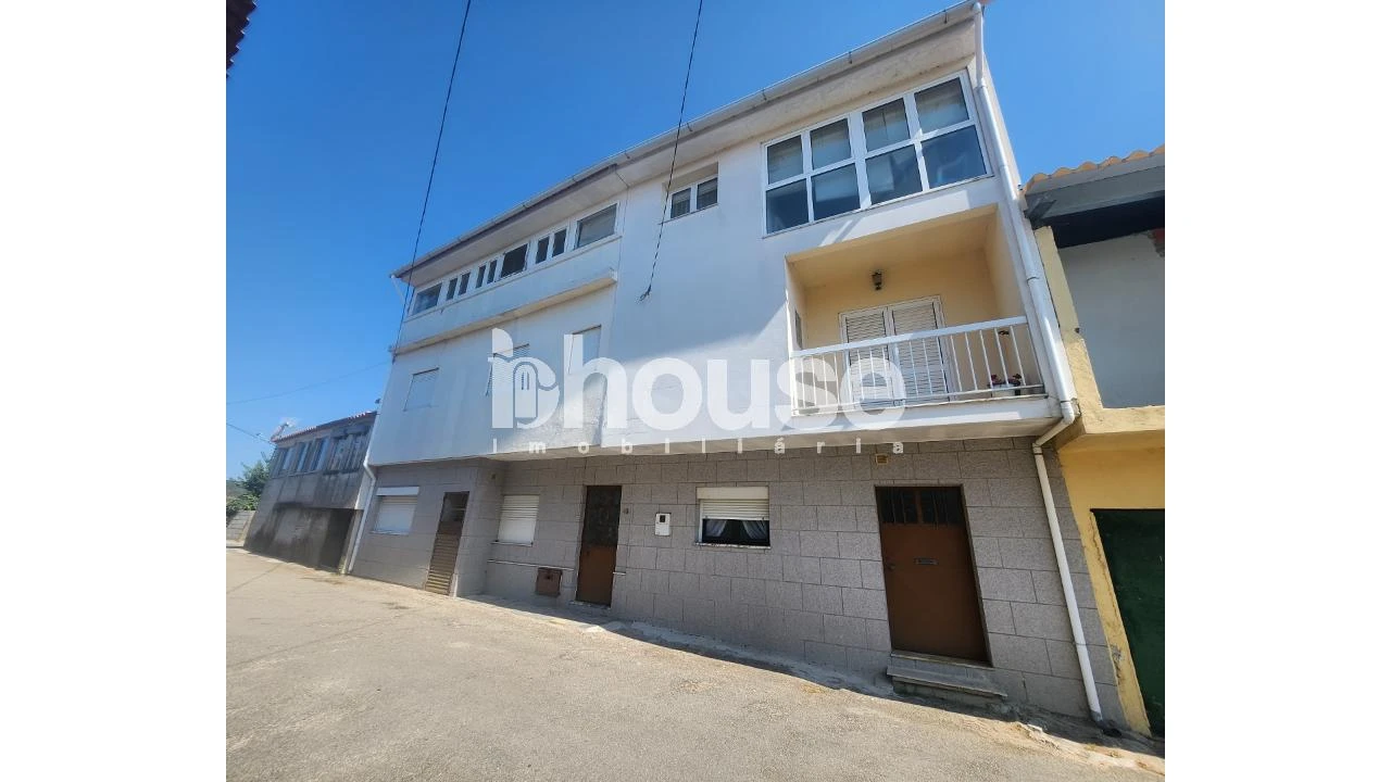 Moradia T2 para Venda em Carrazedo de Montenegro e Curros Foto 1