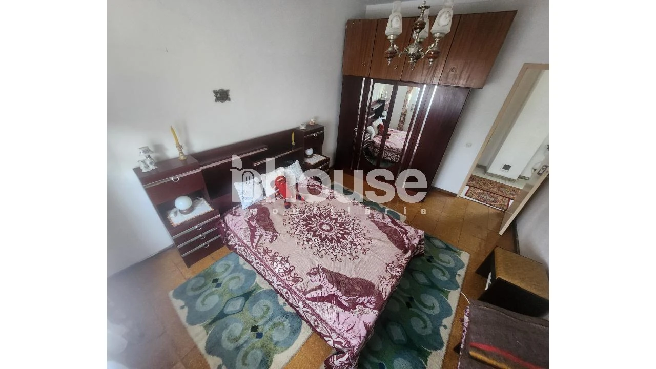 Moradia T2 para Venda em Carrazedo de Montenegro e Curros Foto 16