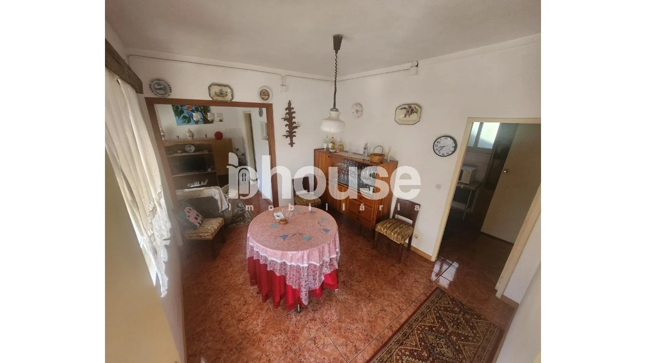 Moradia T2 para Venda em Carrazedo de Montenegro e Curros Foto 26