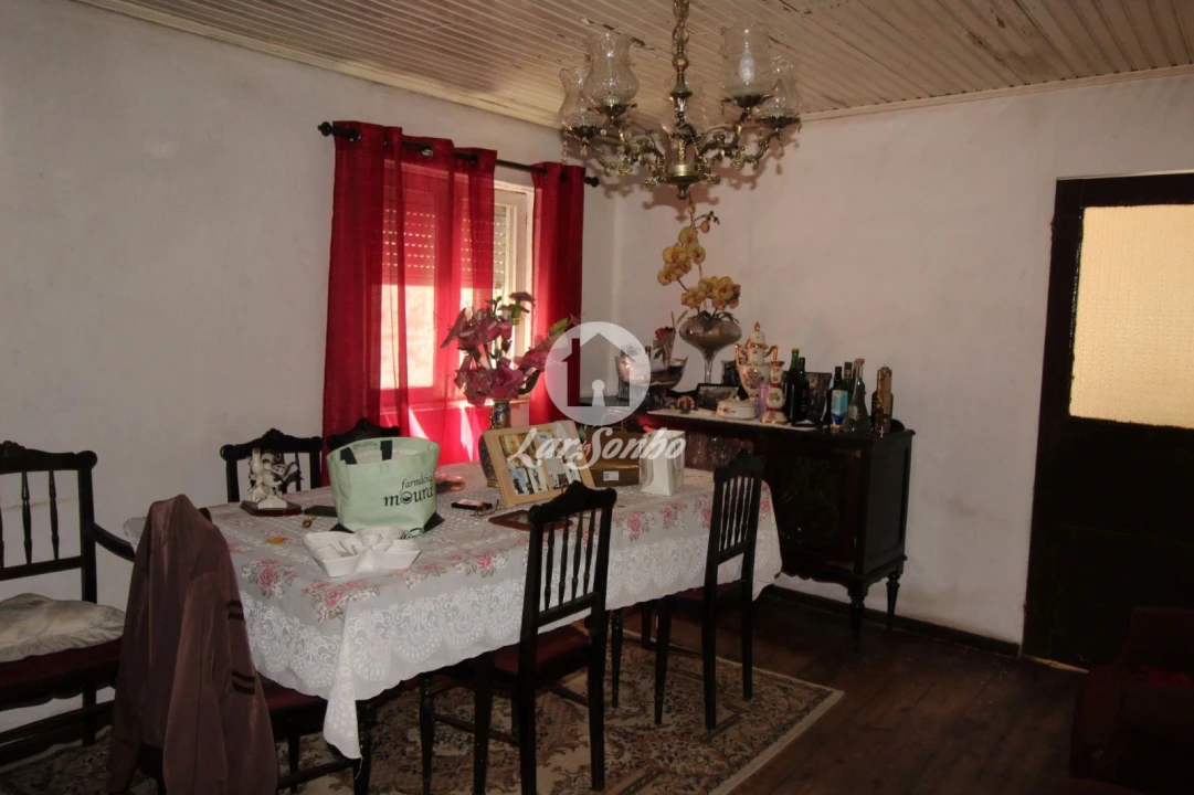 Moradia T3 para Venda em Ribeiros Foto 6