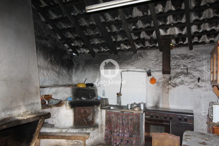 Moradia T3 para Venda em Ribeiros Foto 13