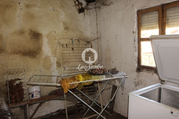 Moradia T3 para Venda em Ribeiros Foto 14