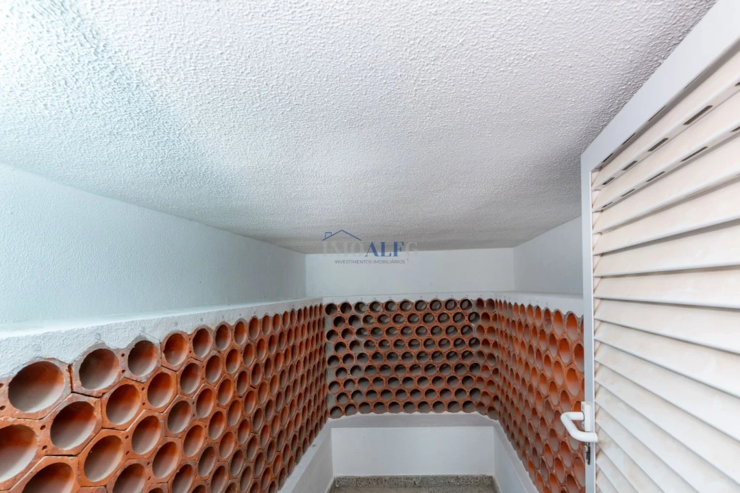 Moradia T4 para Venda em Charneca de Caparica e Sobreda Foto 44