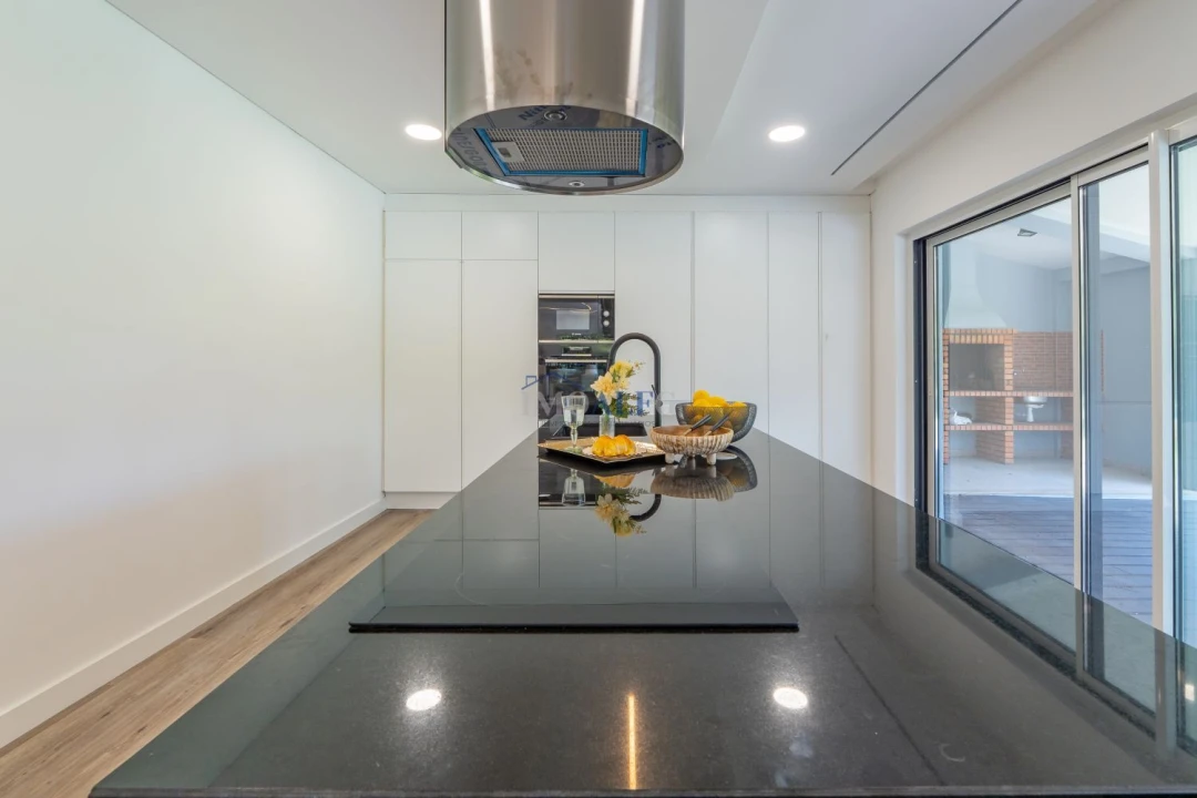 Moradia T4 para Venda em Charneca de Caparica e Sobreda Foto 8