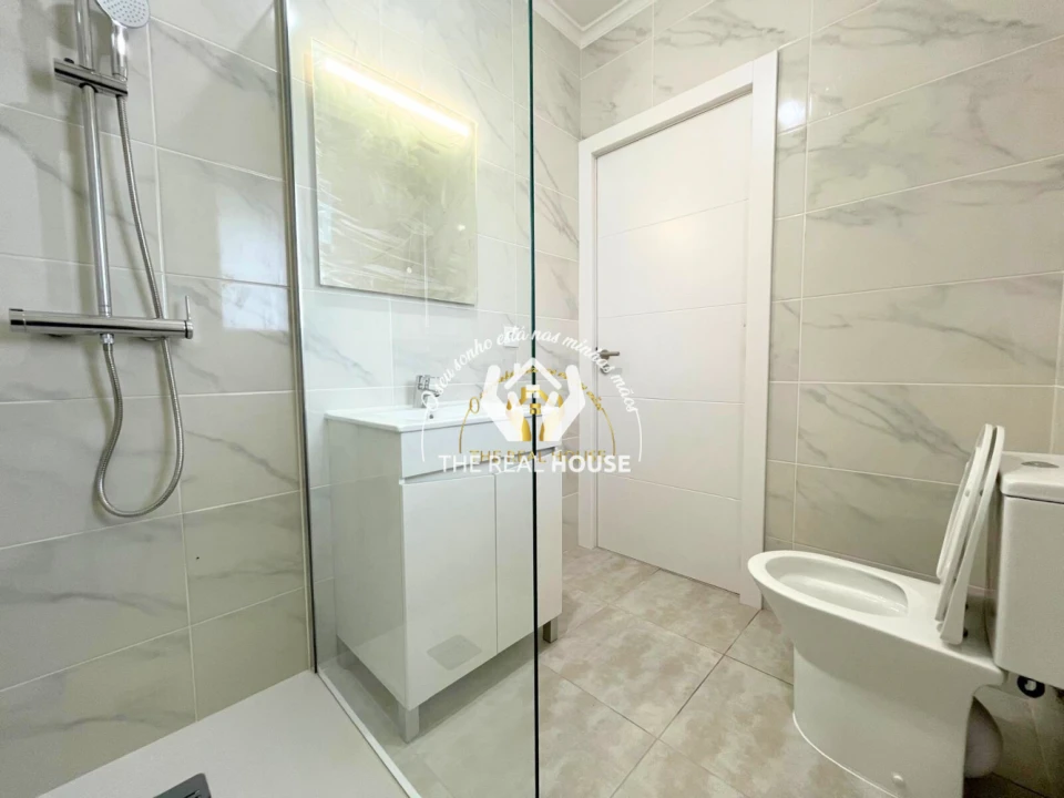 Moradia T3 para Venda em Gaula Foto 13