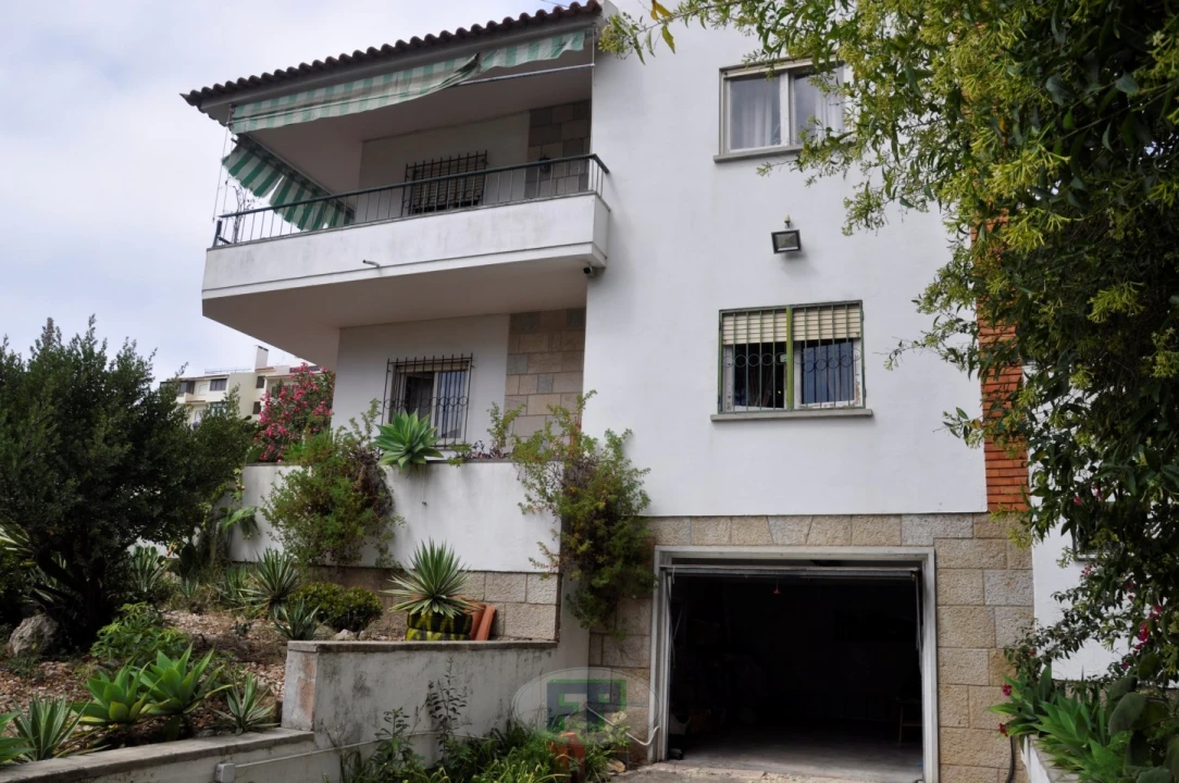 Moradia T5 para Venda em Cascais e Estoril Foto 3