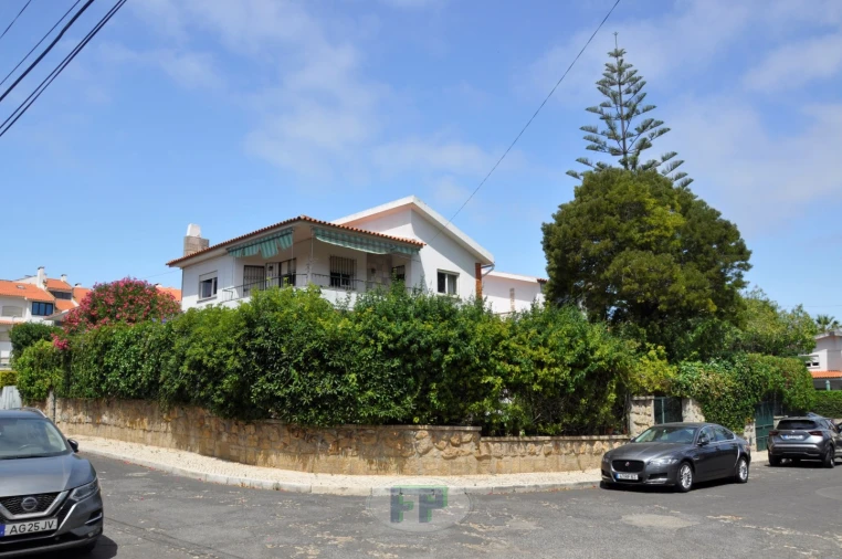 Moradia T5 para Venda em Cascais e Estoril Foto 5