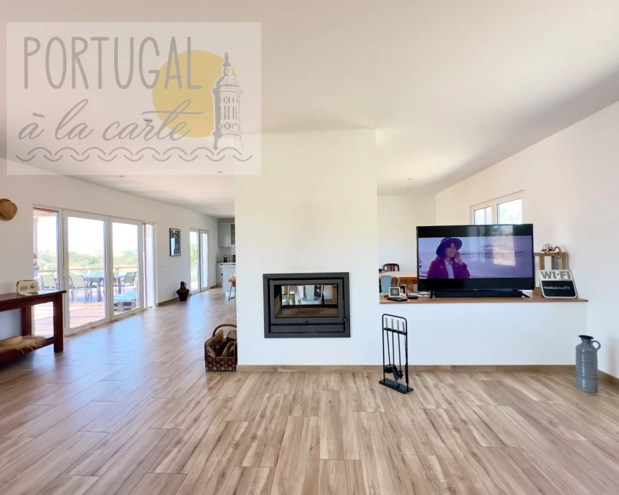 Moradia T5 para Venda em Ourique Foto 23