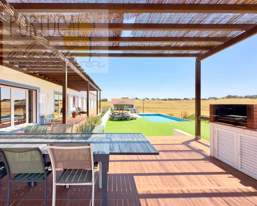 Moradia T5 para Venda em Ourique Foto 58