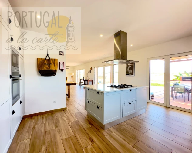 Moradia T5 para Venda em Ourique Foto 16