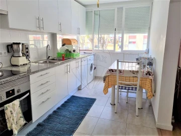 Apartamento T2 para Venda em Cacém e São Marcos