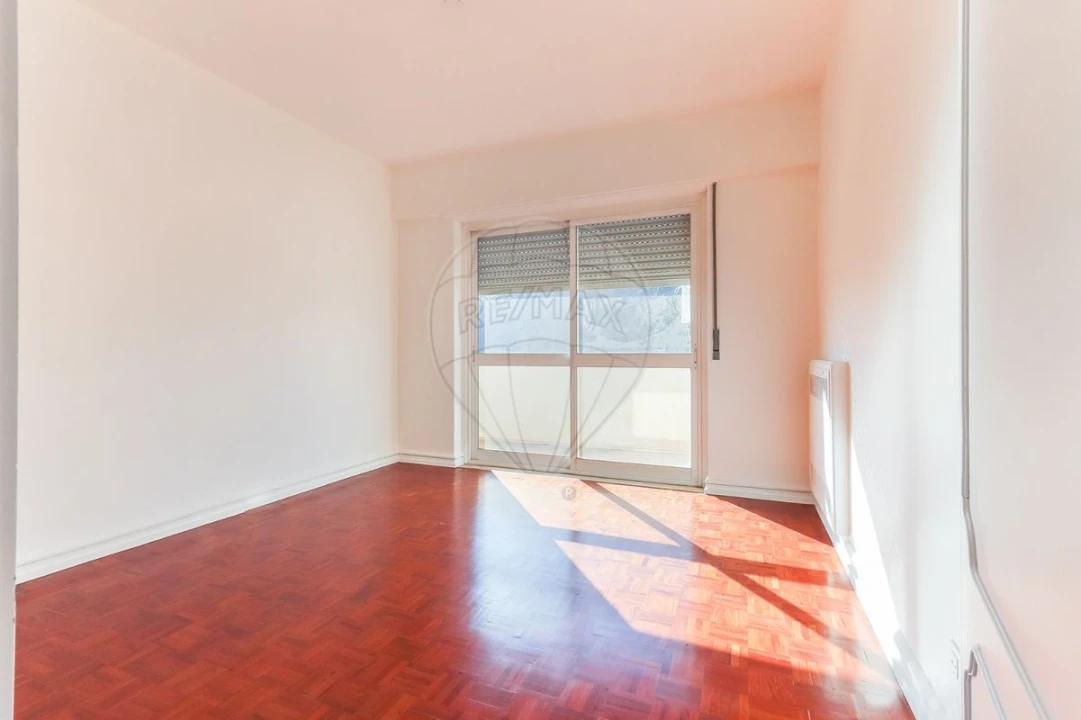 Apartamento T8 para Venda em São Domingos de Benfica Foto 33