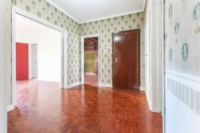 Apartamento T8 para Venda em São Domingos de Benfica