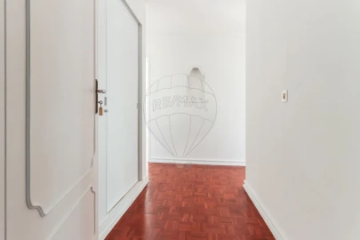 Apartamento T8 para Venda em São Domingos de Benfica
