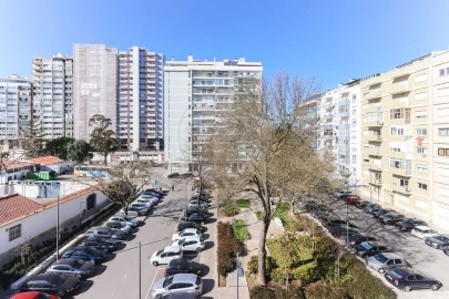 Apartamento T8 para Venda em São Domingos de Benfica