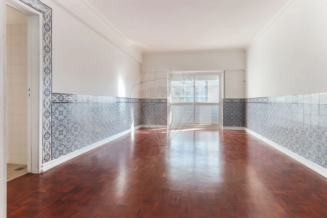 Apartamento T8 para Venda em São Domingos de Benfica Foto 19