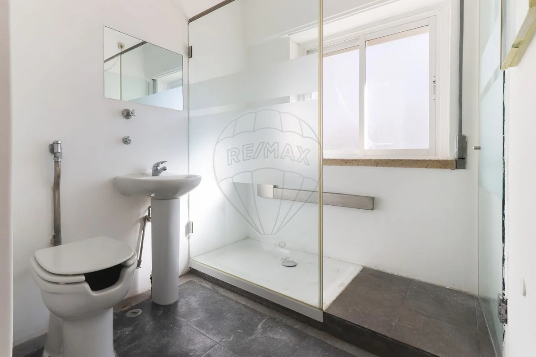 Apartamento T8 para Venda em São Domingos de Benfica Foto 34
