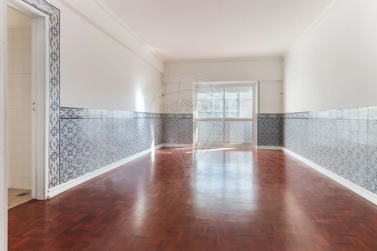 Apartamento T8 para Venda em São Domingos de Benfica Foto 19