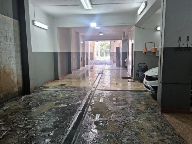 Garagem para Venda em Almada, Cova da Piedade, Pragal e Cacilhas