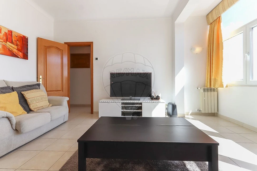 Apartamento T2 para Venda em Algés, Linda-A-Velha e Cruz Quebrada-Dafundo Foto 20