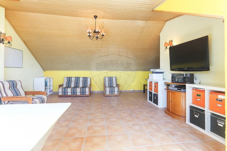 Apartamento T2 para Venda em Algés, Linda-A-Velha e Cruz Quebrada-Dafundo Foto 24