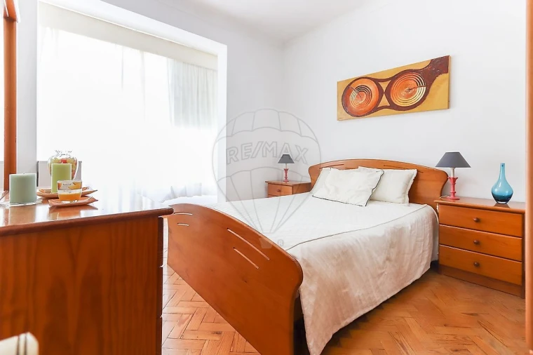 Apartamento T2 para Venda em Algés, Linda-A-Velha e Cruz Quebrada-Dafundo Foto 6